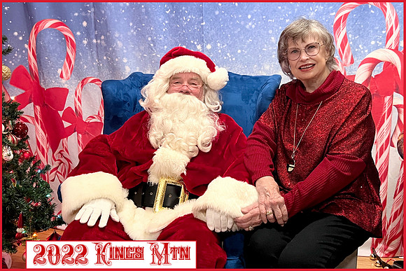 2022_Kings_Mtn_Santa_27