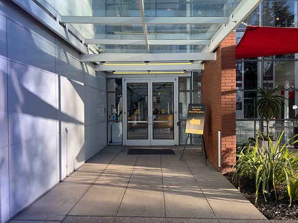 CHM Guest Entrance_