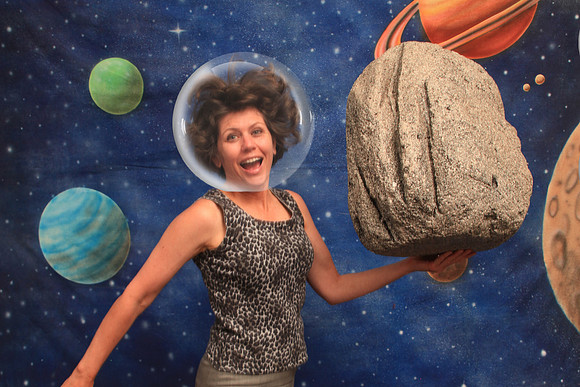 Jan in Space leopard top