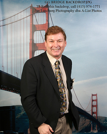 Golden Gate Bridge backdrop