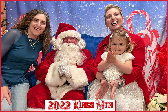2022 santa, marlene, amber, luna_02